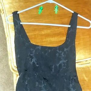 SOLD 🐰🐰🐰🐰🐰Black brocade dress